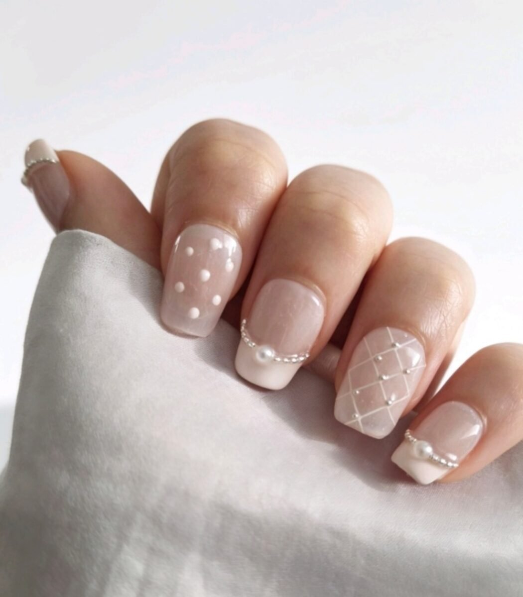 venus-petite-press-on-nails