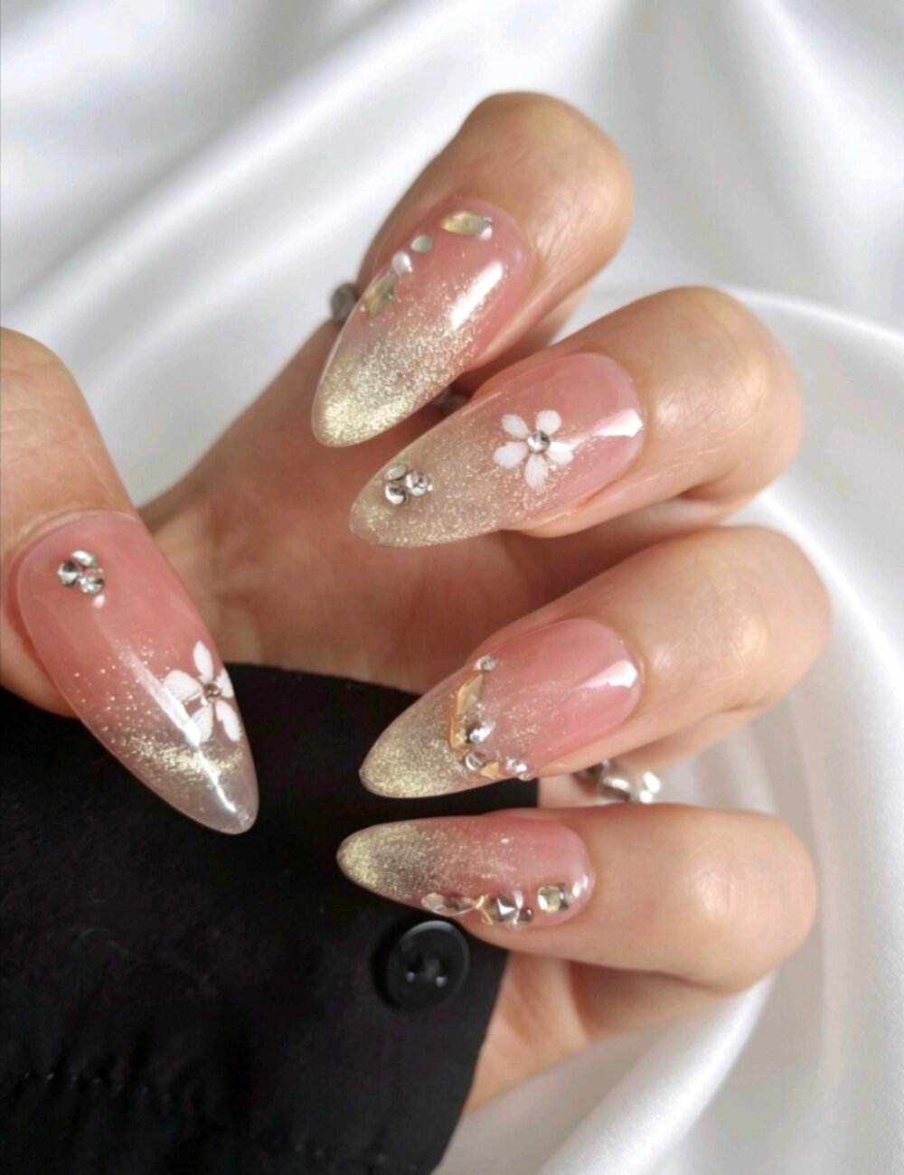 star-press-on-nails-2